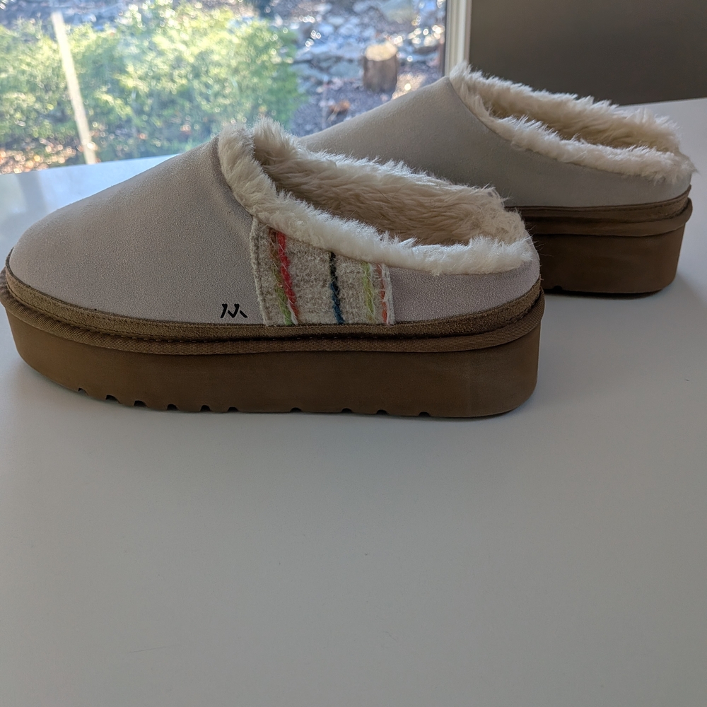 Mykos Jane Women's Slip-on Platform Slipper